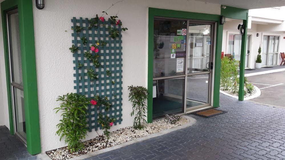 Legends Motel Palmerston North Exterior foto